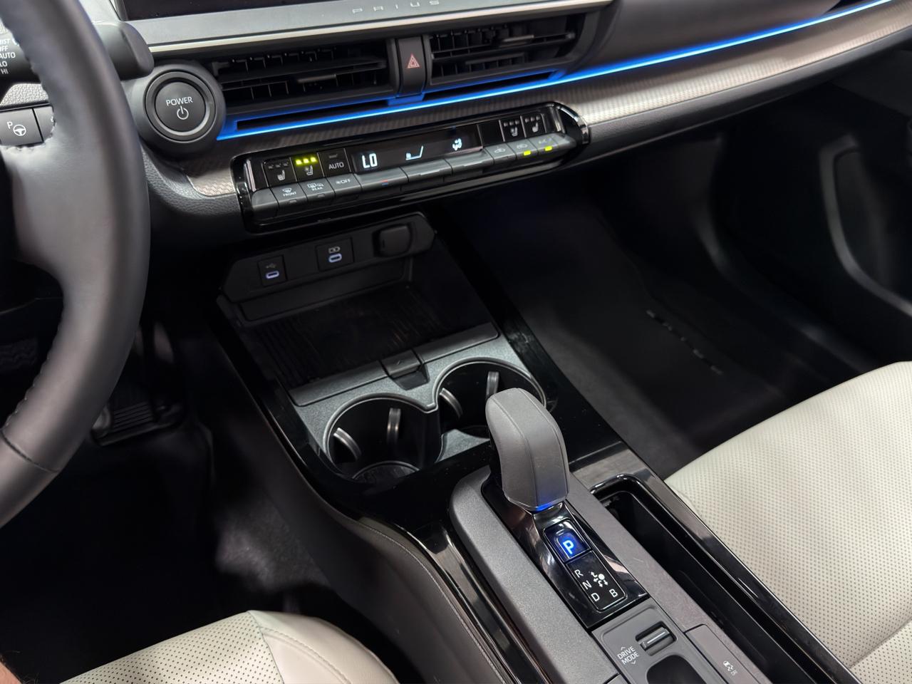 Toyota Prius Limited (Natl) 2024