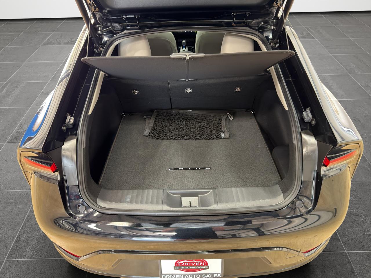 Toyota Prius Limited (Natl) 2024