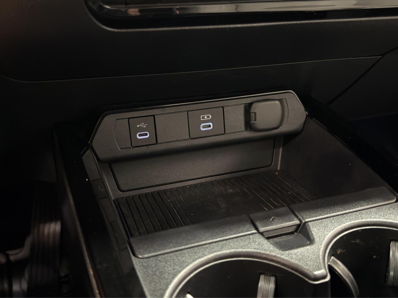 Toyota Prius Limited (Natl) 2024