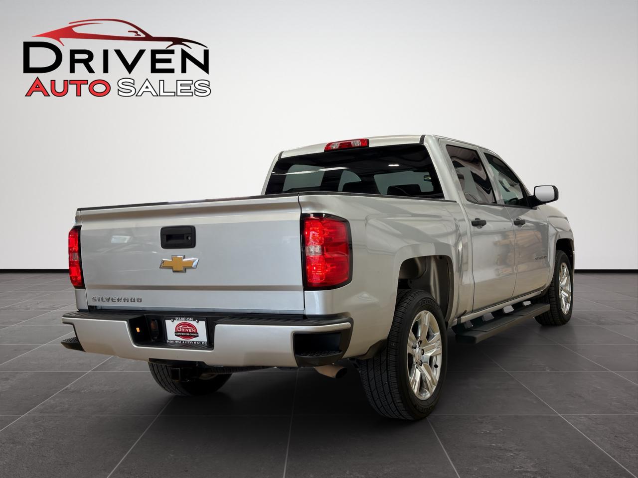Chevrolet Silverado 1500 2WD Crew Cab 143.5" Custom 2018