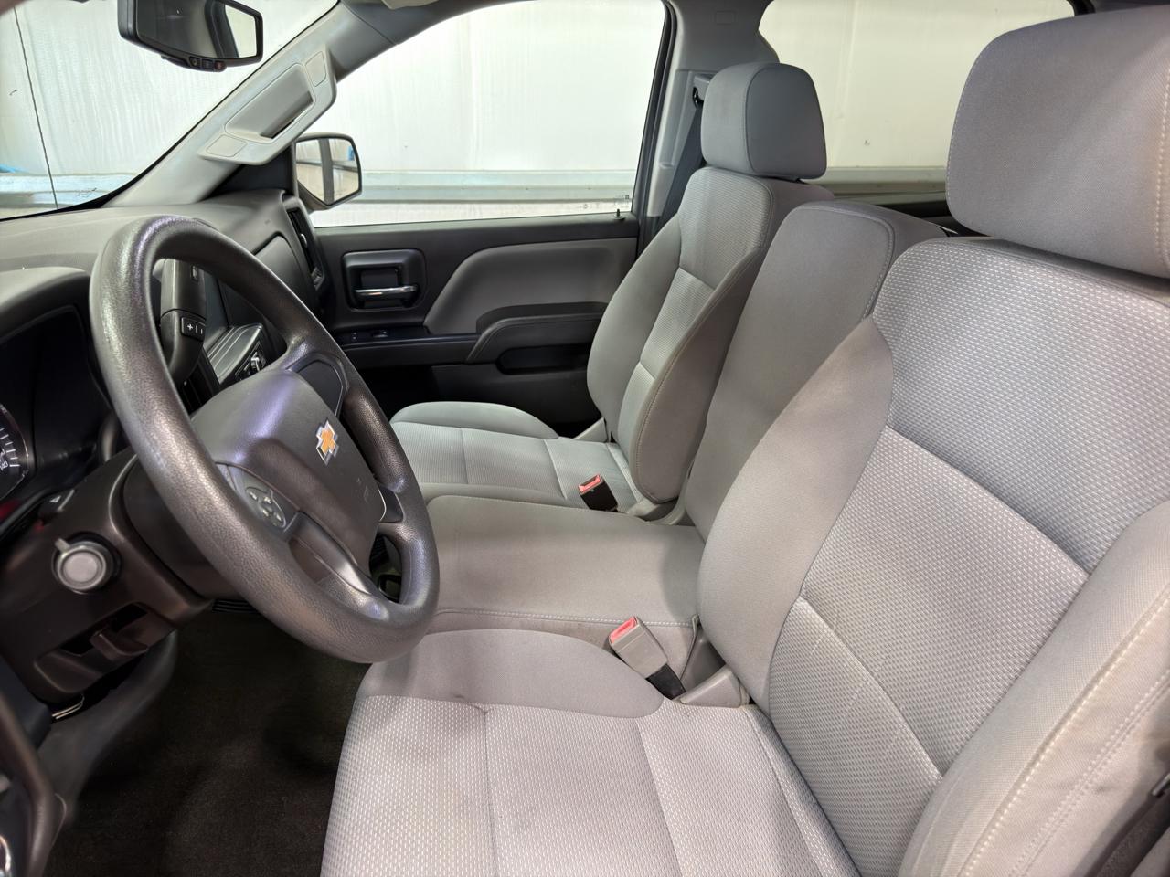 Chevrolet Silverado 1500 2WD Crew Cab 143.5" Custom 2018