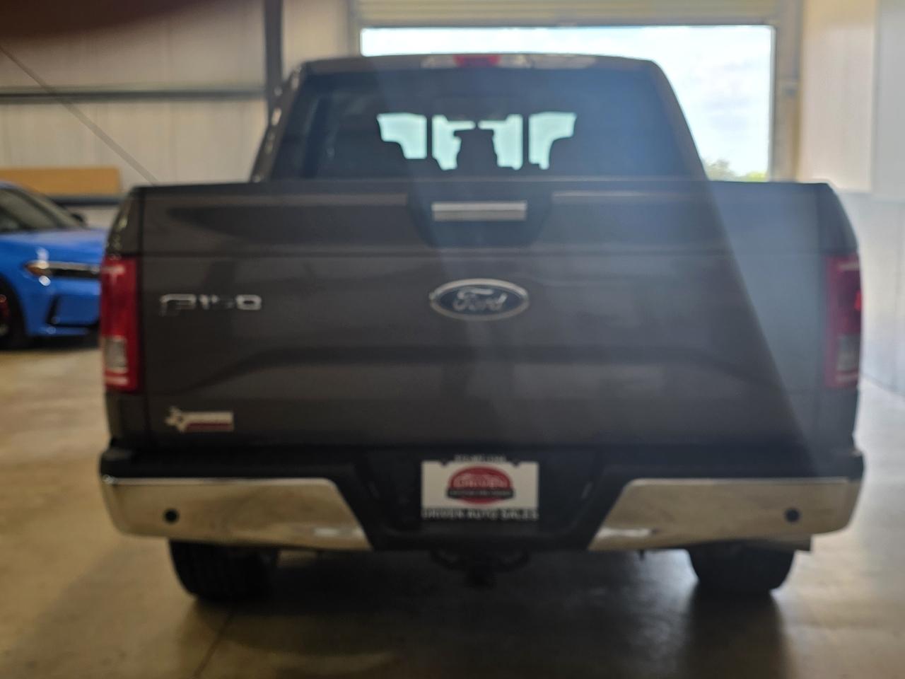Ford F-150 XLT SuperCrew Short Bed 2WD 2016