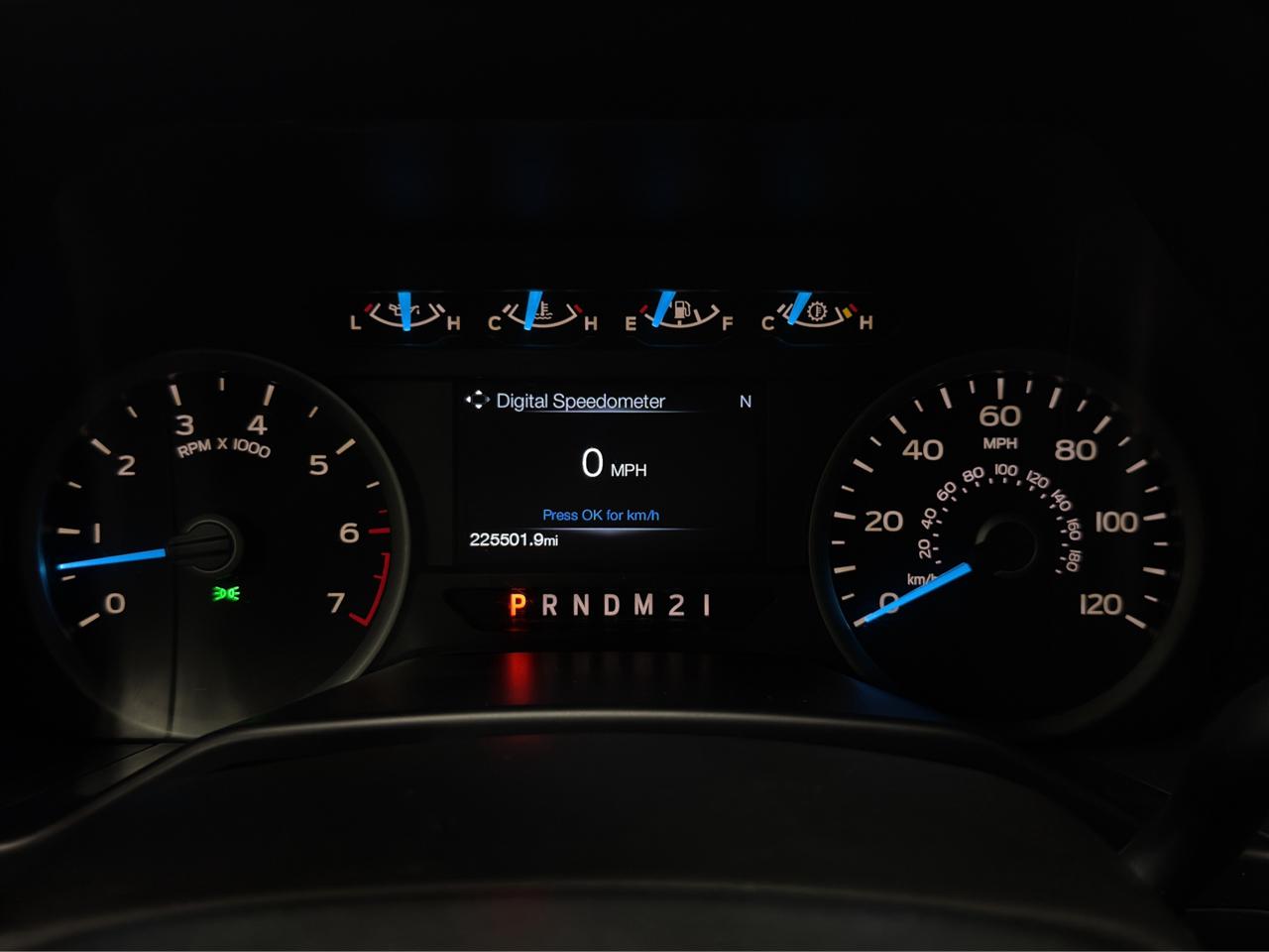 Ford F-150 XLT SuperCrew Short Bed 2WD 2016