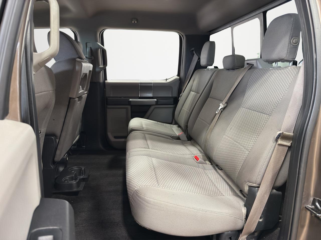 Ford F-150 XLT SuperCrew Short Bed 2WD 2016