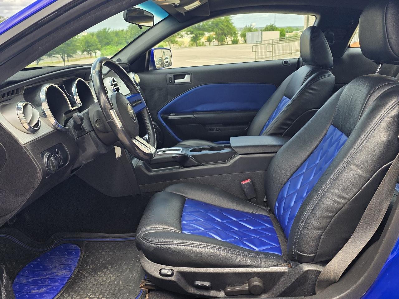 Ford Mustang 2dr Cpe 2009