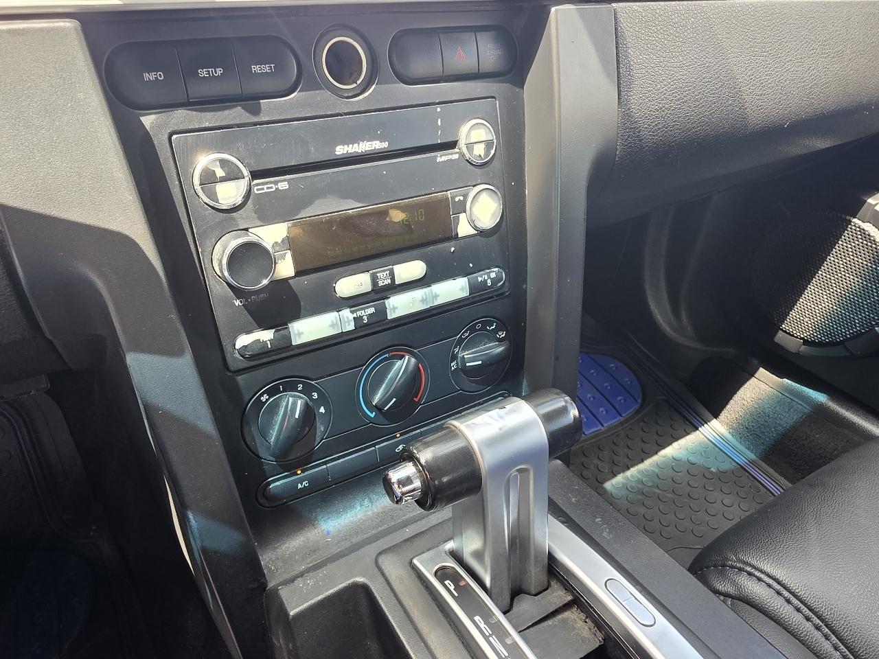 Ford Mustang 2dr Cpe 2009