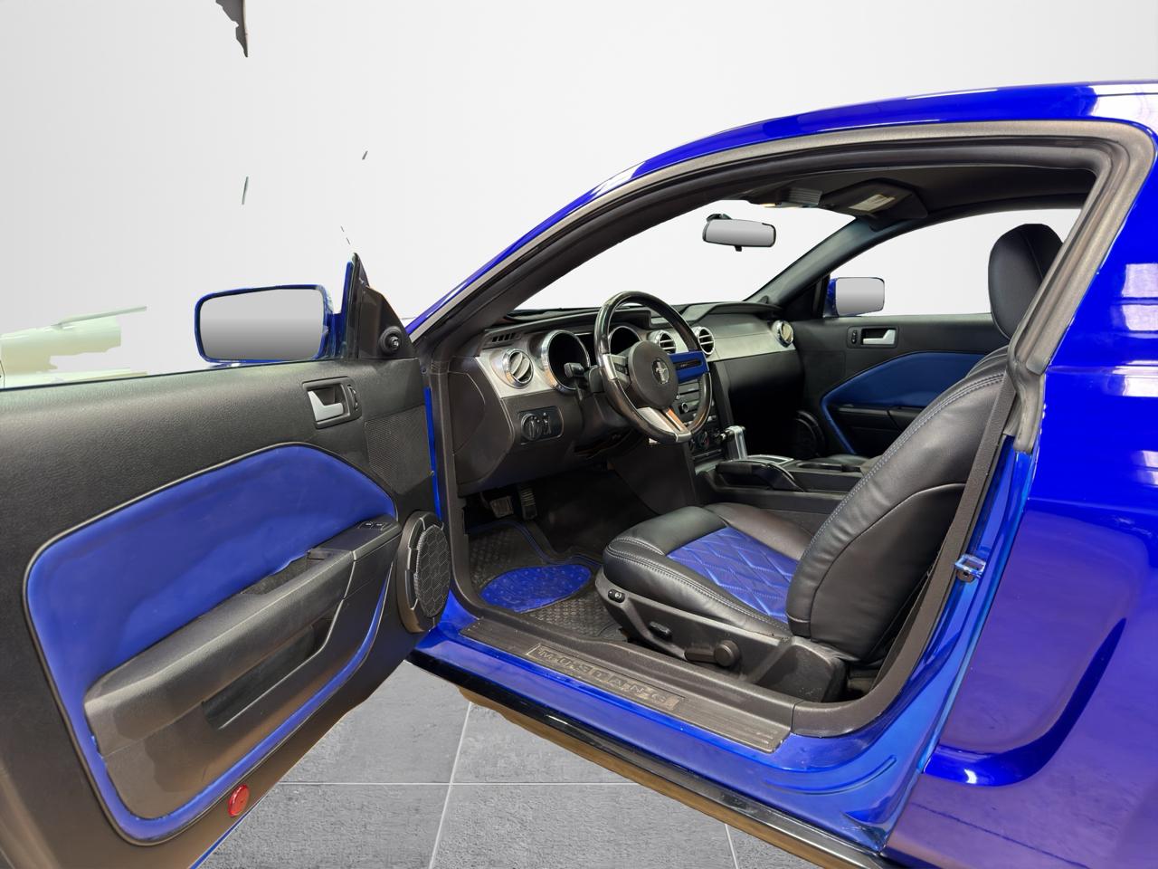 Ford Mustang 2dr Cpe 2009