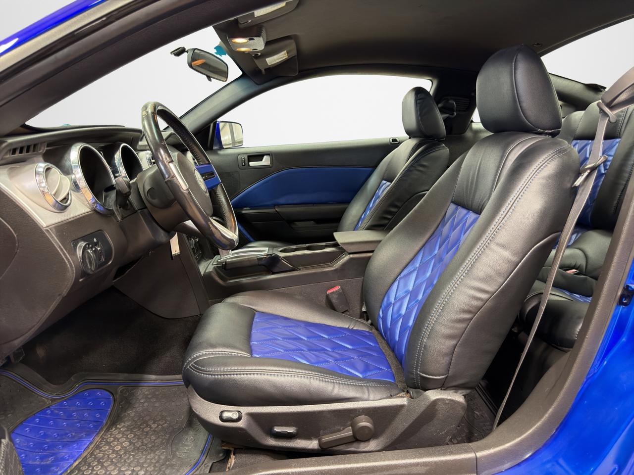Ford Mustang 2dr Cpe 2009