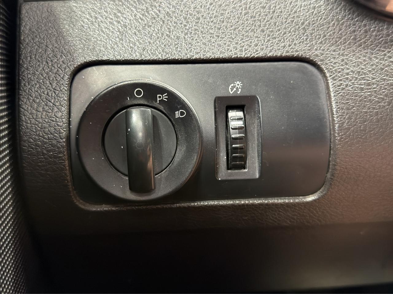 Ford Mustang 2dr Cpe 2009