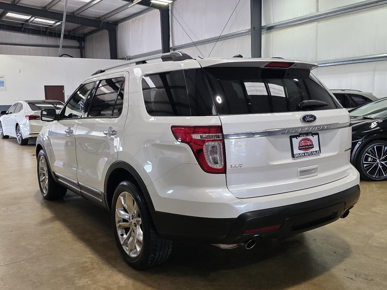 Ford Explorer FWD 4dr XLT 2014