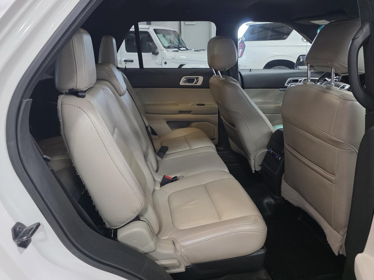 Ford Explorer FWD 4dr XLT 2014