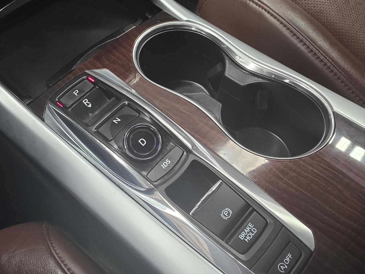 Acura TLX SH-AWD V6 w/Technology Pkg 2017