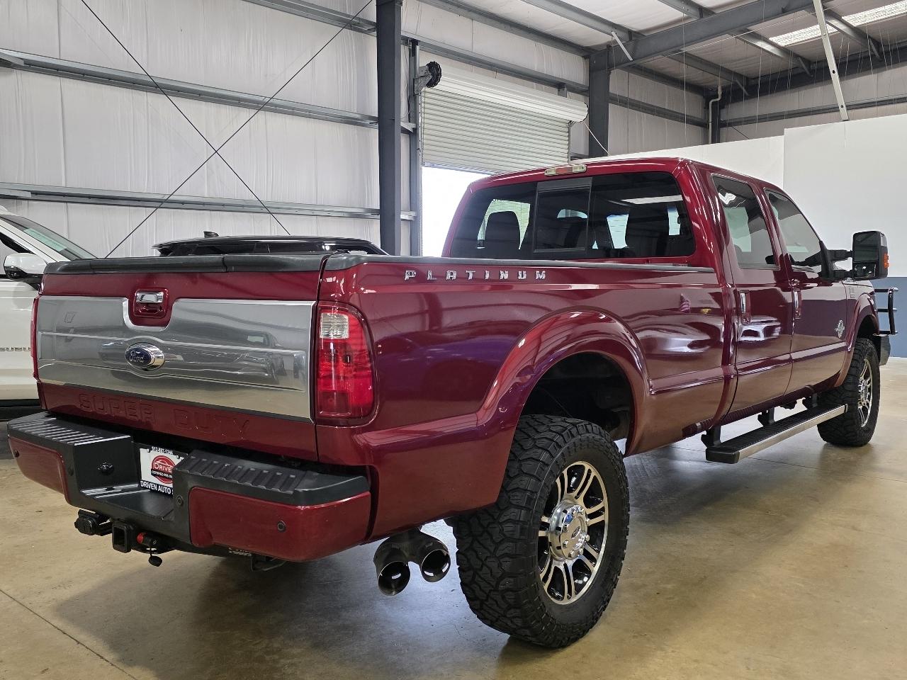Ford Super Duty F-350 SRW 4WD Crew Cab 172" Platinum 2015