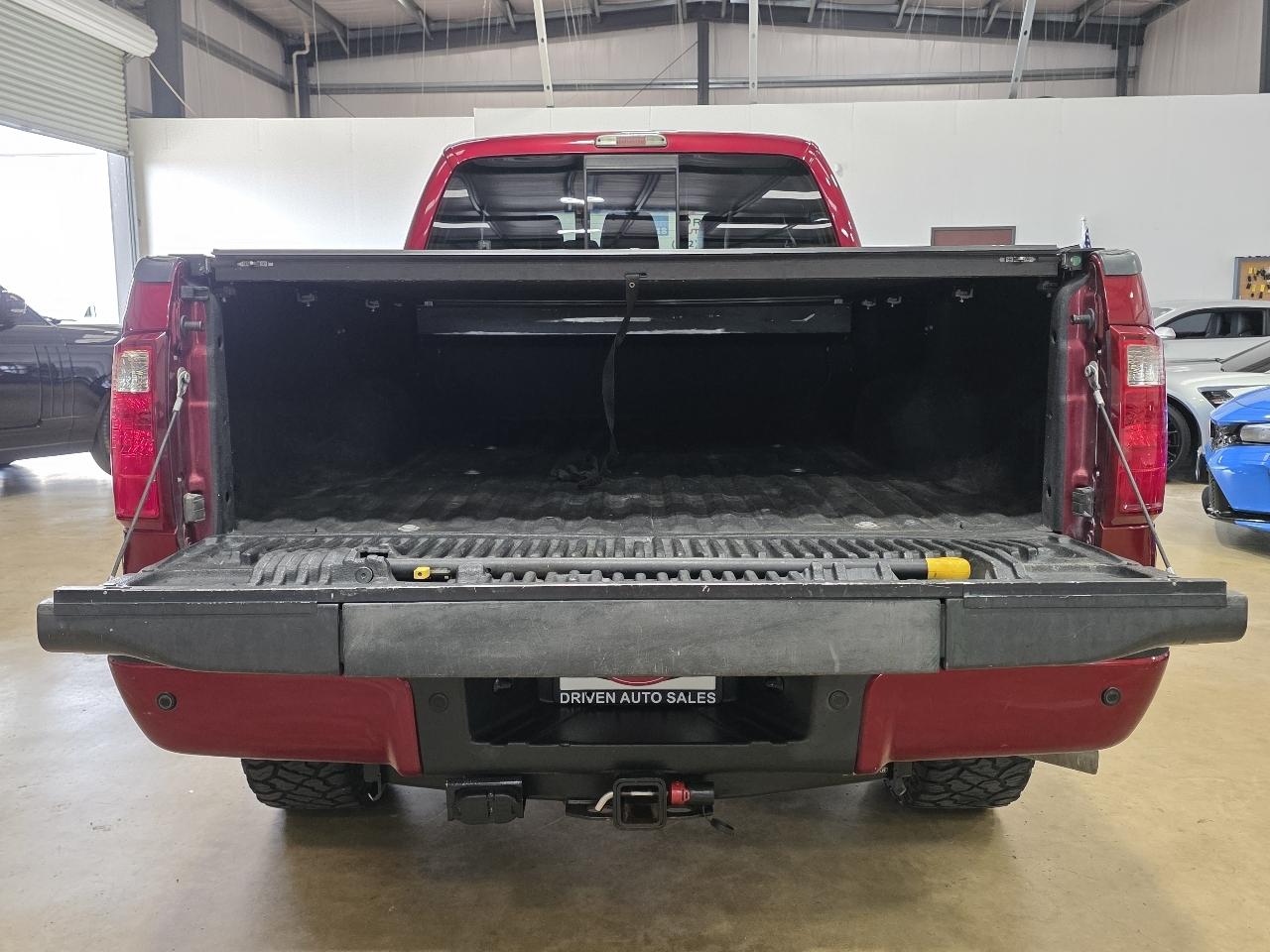 Ford Super Duty F-350 SRW 4WD Crew Cab 172" Platinum 2015