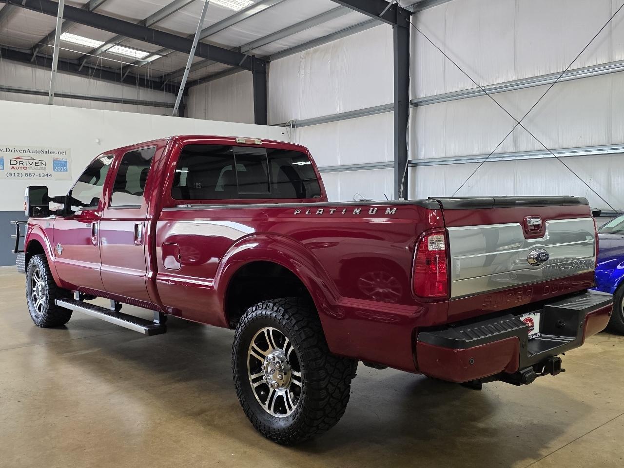 Ford Super Duty F-350 SRW 4WD Crew Cab 172" Platinum 2015