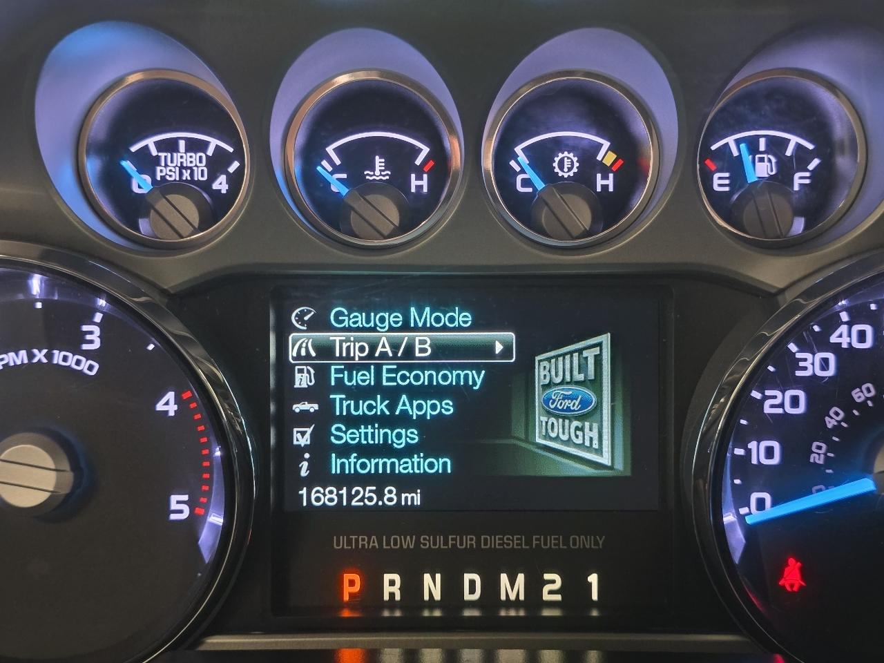 Ford Super Duty F-350 SRW 4WD Crew Cab 172" Platinum 2015