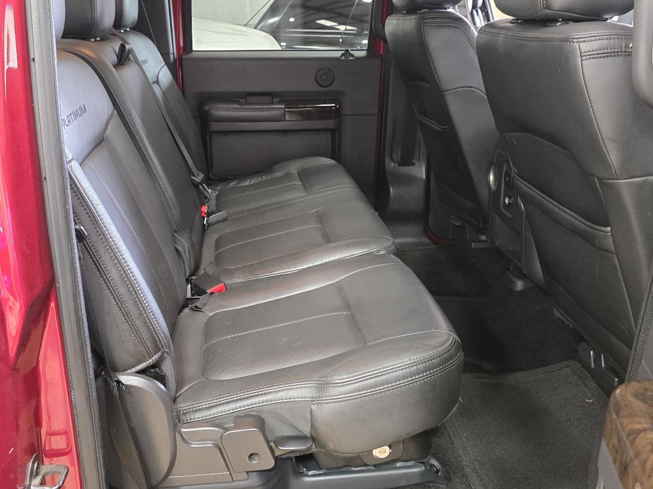 Ford Super Duty F-350 SRW 4WD Crew Cab 172" Platinum 2015