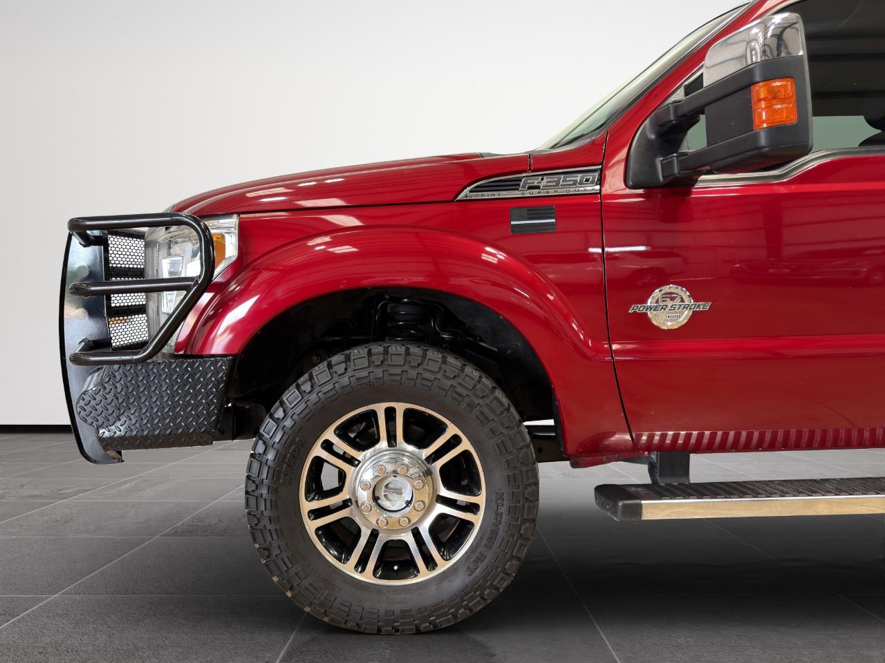 Ford Super Duty F-350 SRW 4WD Crew Cab 172" Platinum 2015