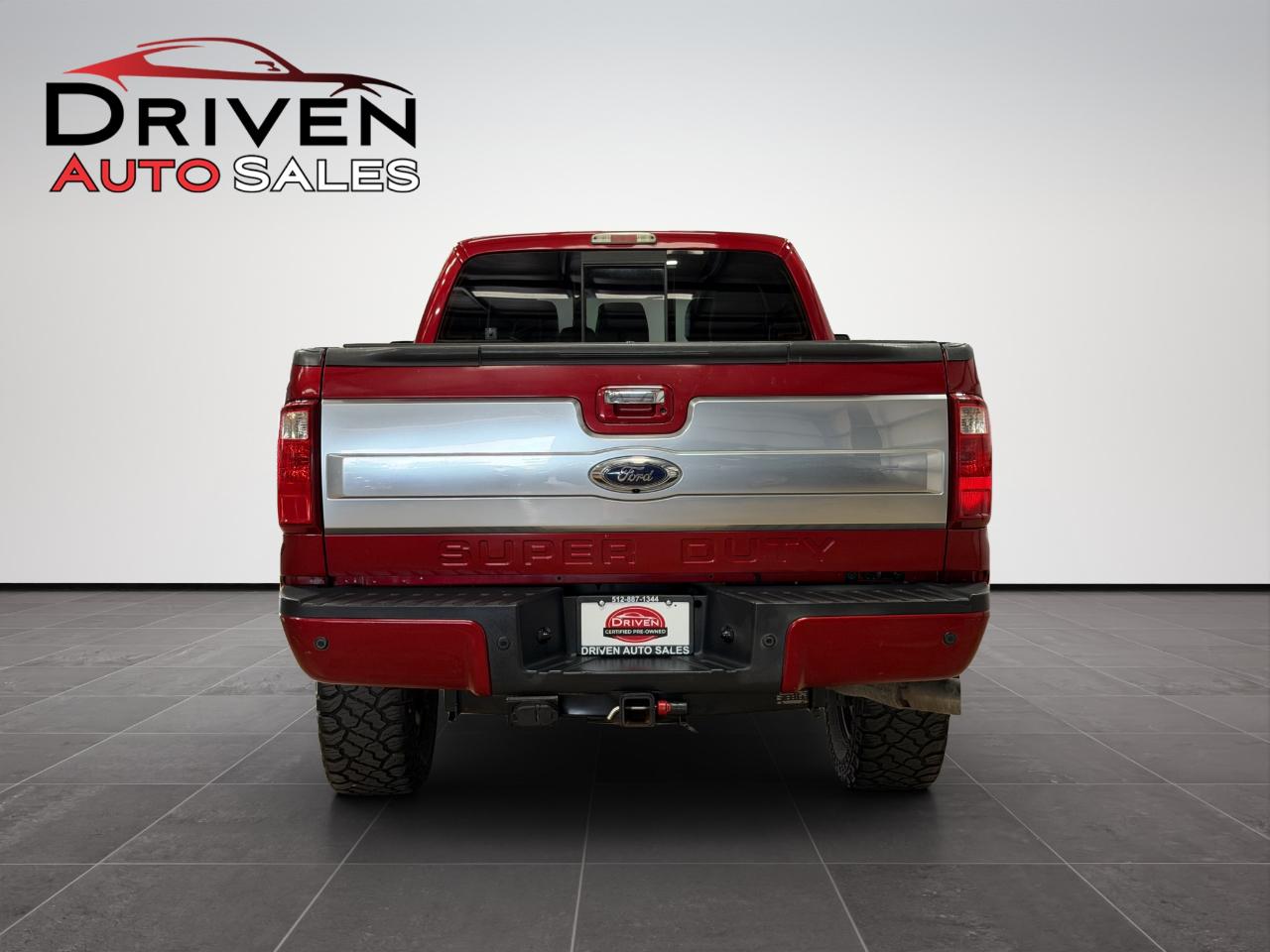 Ford Super Duty F-350 SRW 4WD Crew Cab 172" Platinum 2015