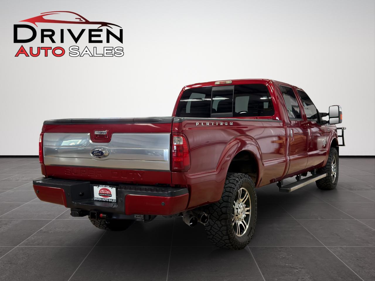 Ford Super Duty F-350 SRW 4WD Crew Cab 172" Platinum 2015