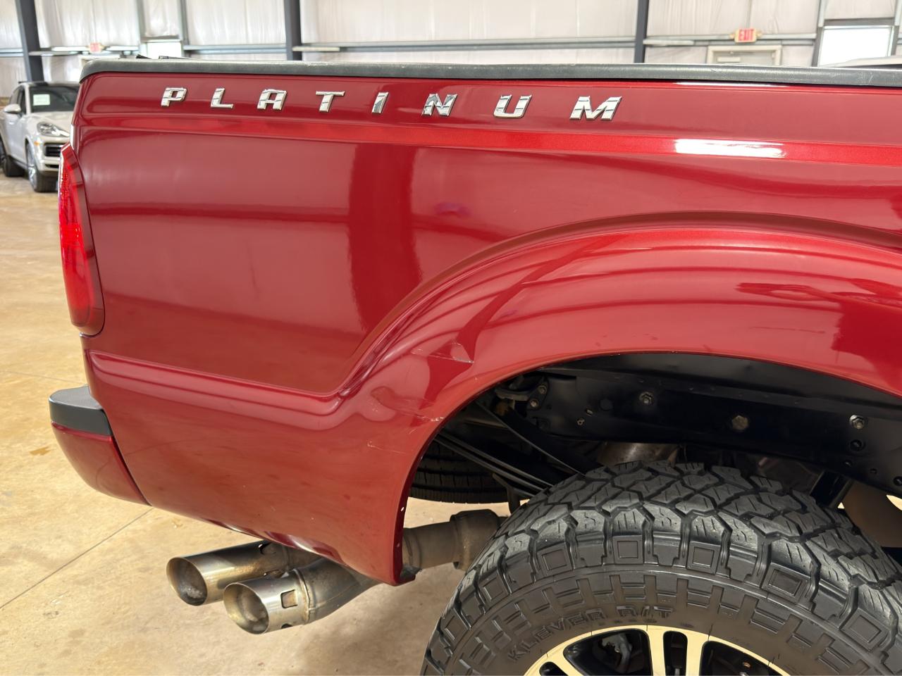 Ford Super Duty F-350 SRW 4WD Crew Cab 172" Platinum 2015