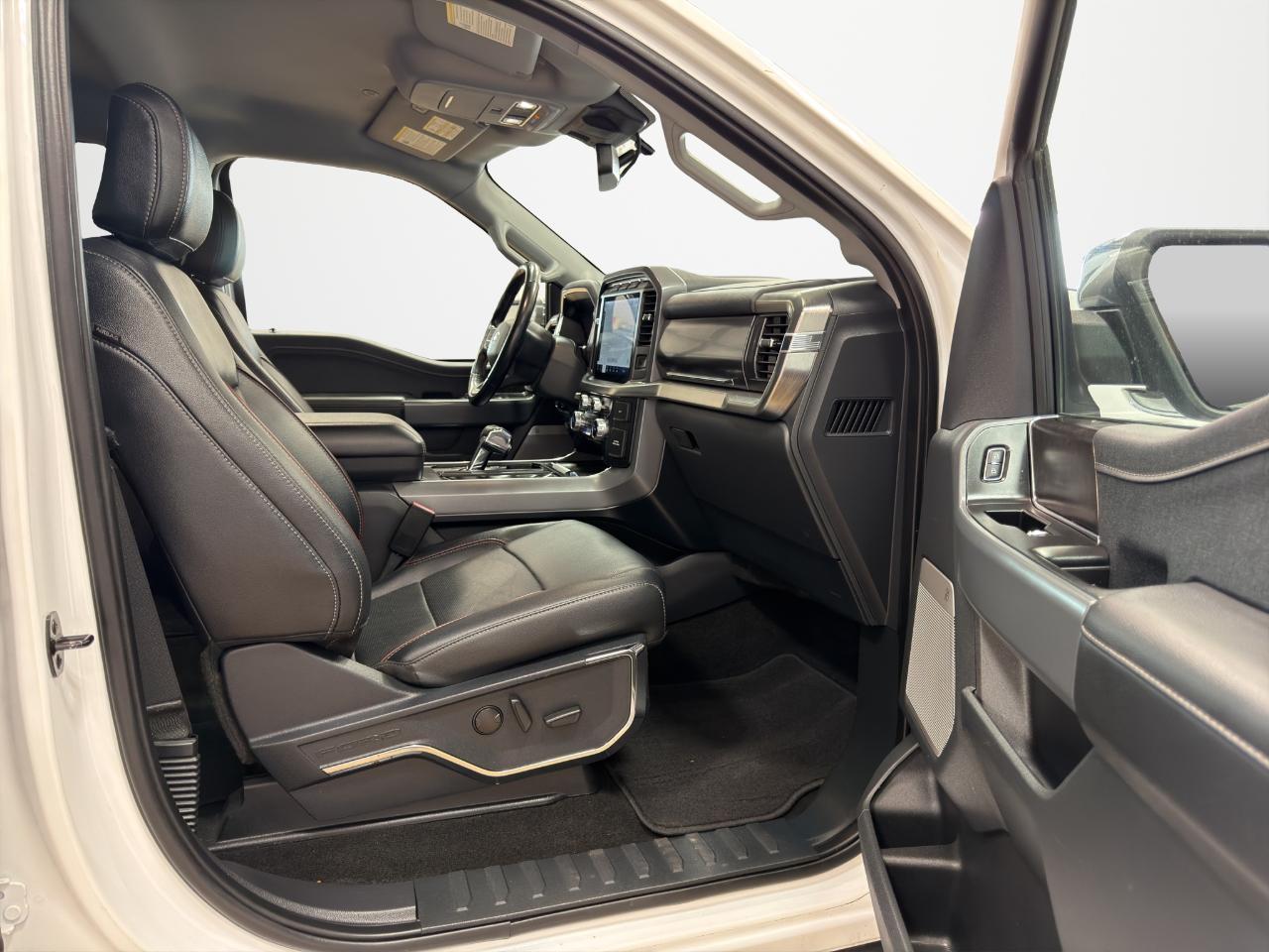 Ford F-150 SuperCrew 139" Lariat 2023