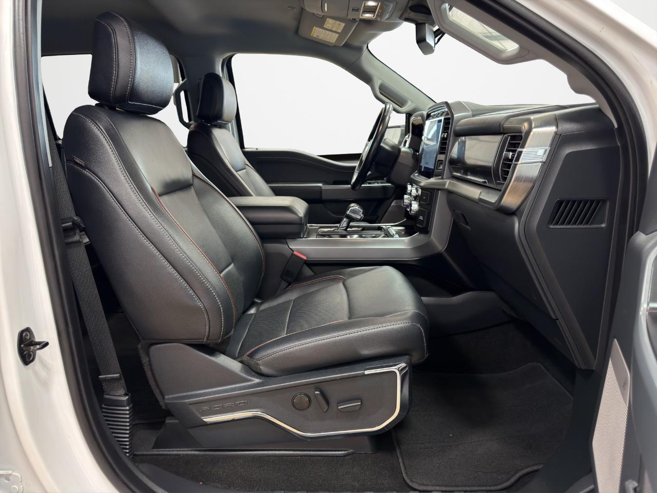 Ford F-150 SuperCrew 139" Lariat 2023