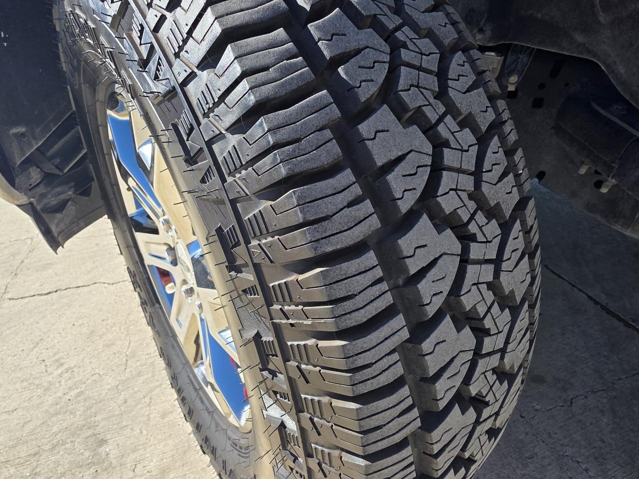 Ford F-150 SuperCrew 139" Lariat 2023