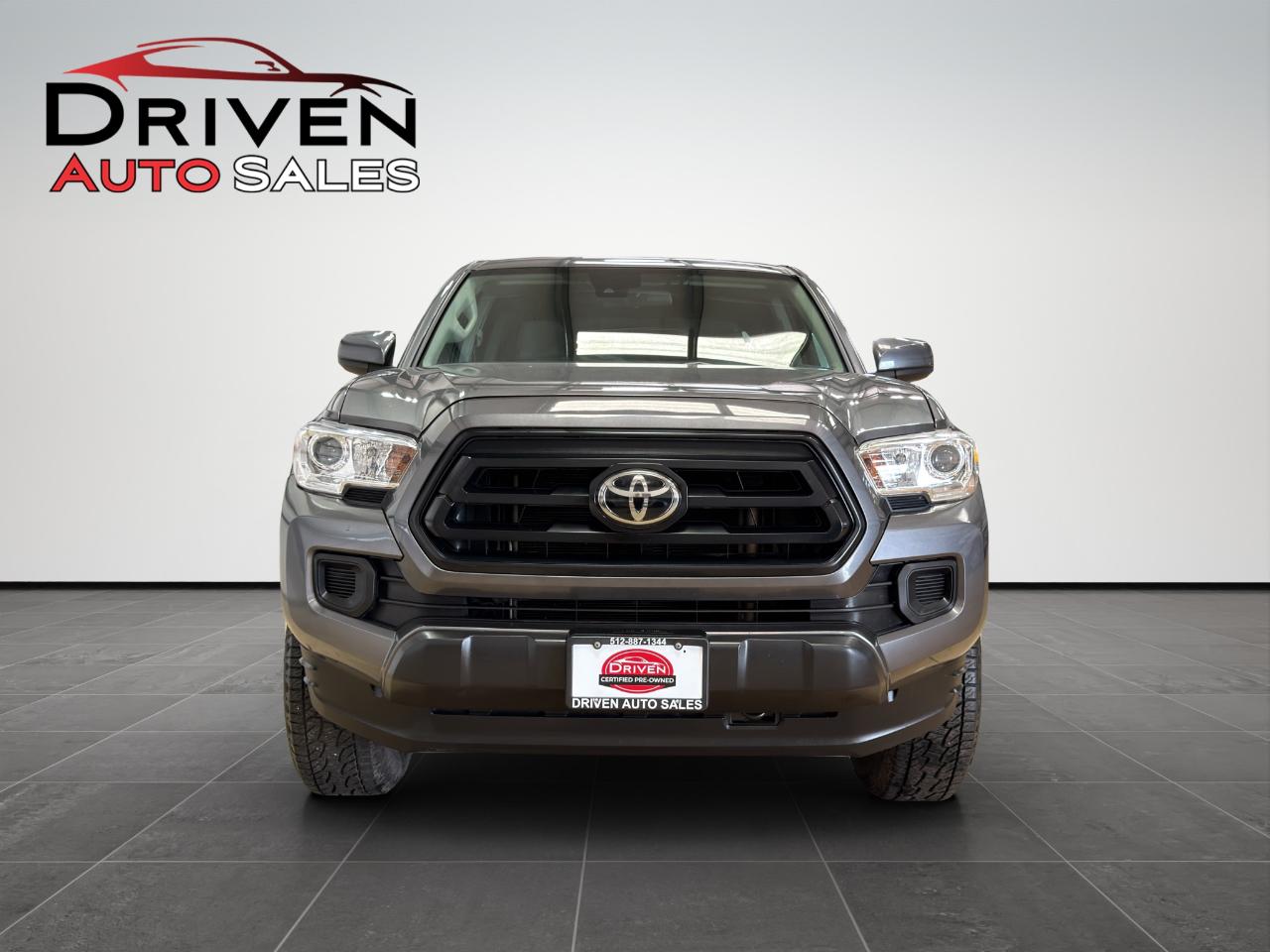 Toyota Tacoma 2WD SR Double Cab 5' Bed AT (Natl) 2021