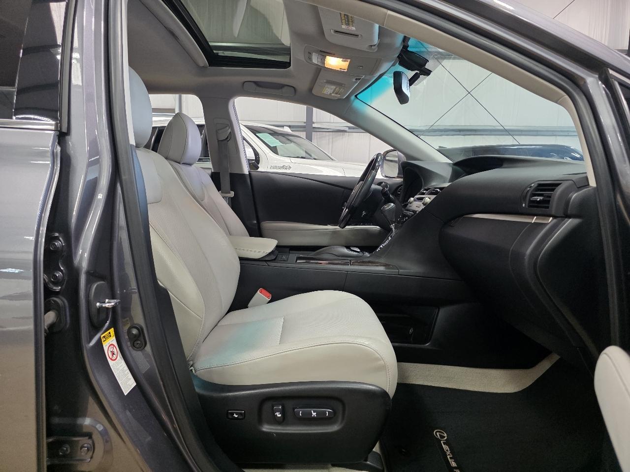 Lexus RX 350 FWD 4dr 2013