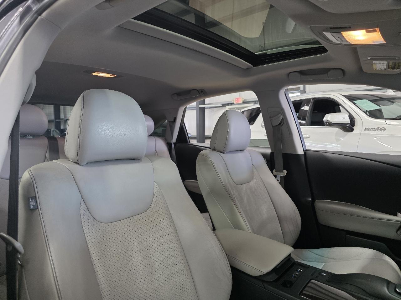 Lexus RX 350 FWD 4dr 2013