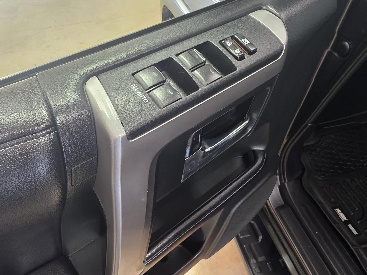 Toyota 4Runner SR5 Premium 4WD 2016