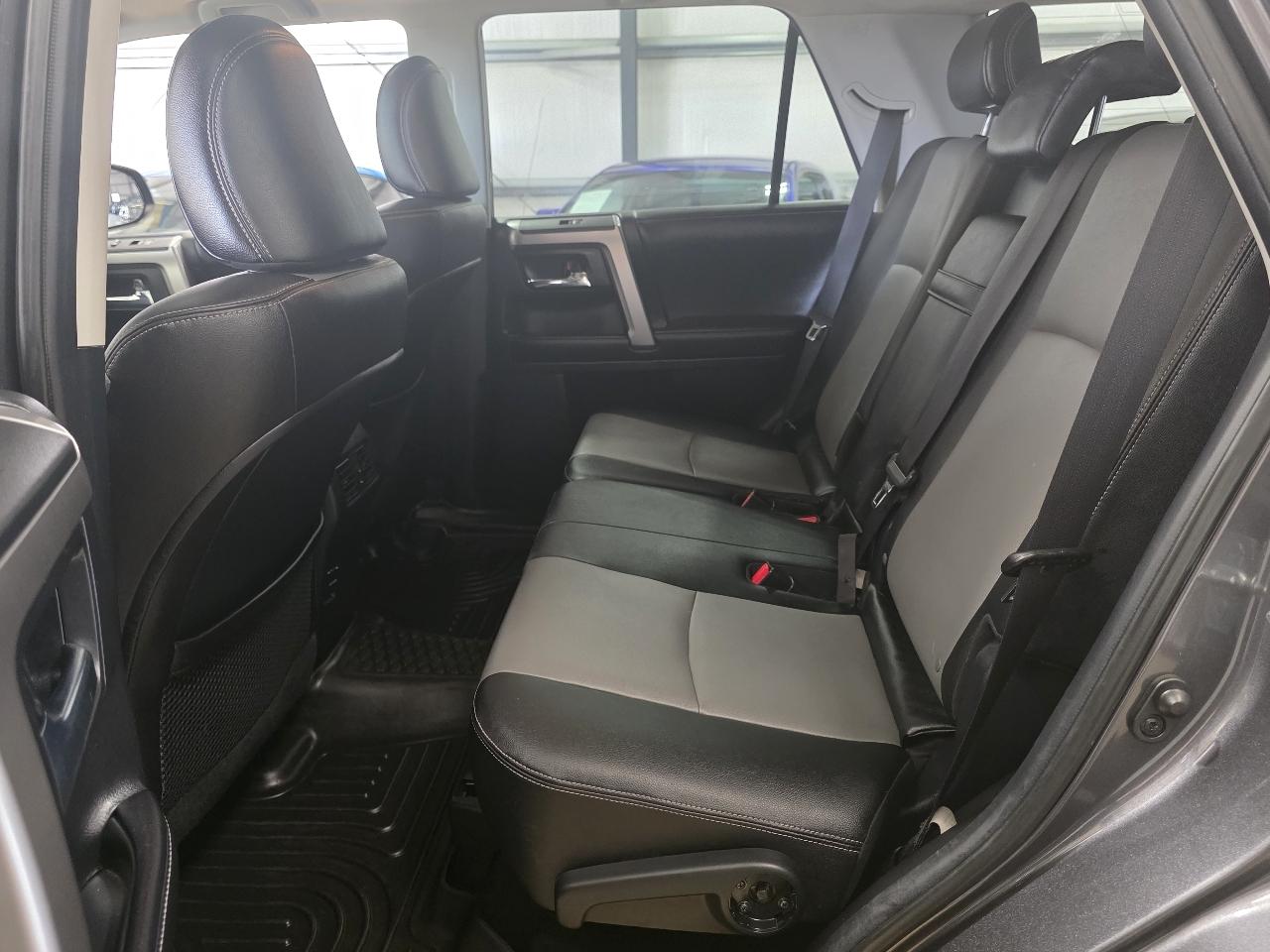 Toyota 4Runner SR5 Premium 4WD 2016