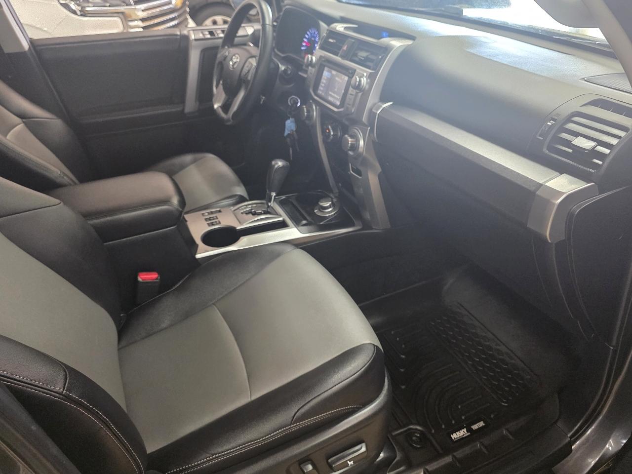 Toyota 4Runner SR5 Premium 4WD 2016