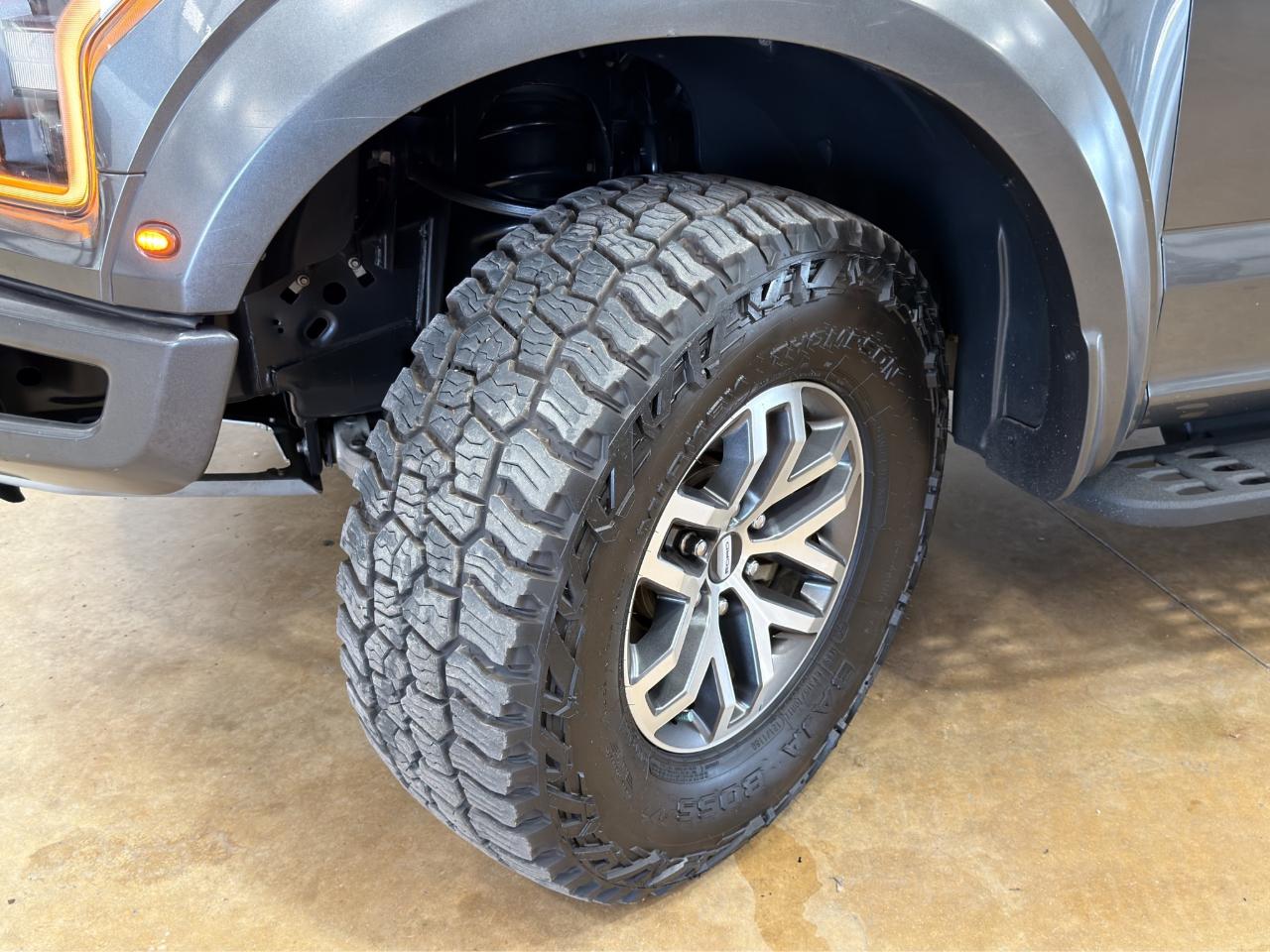 Ford F-150 Raptor 4WD SuperCrew 5.5' Box 2018
