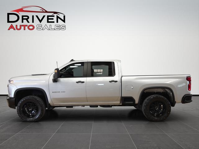 Silver Ice Metallic 2023 Chevrolet Silverado 2500HD Pickup Truck Four-Wheel Drive Automatic