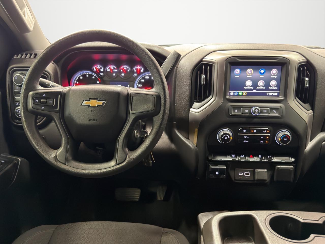 Chevrolet Silverado 2500HD 4WD Crew Cab 159" Custom 2023