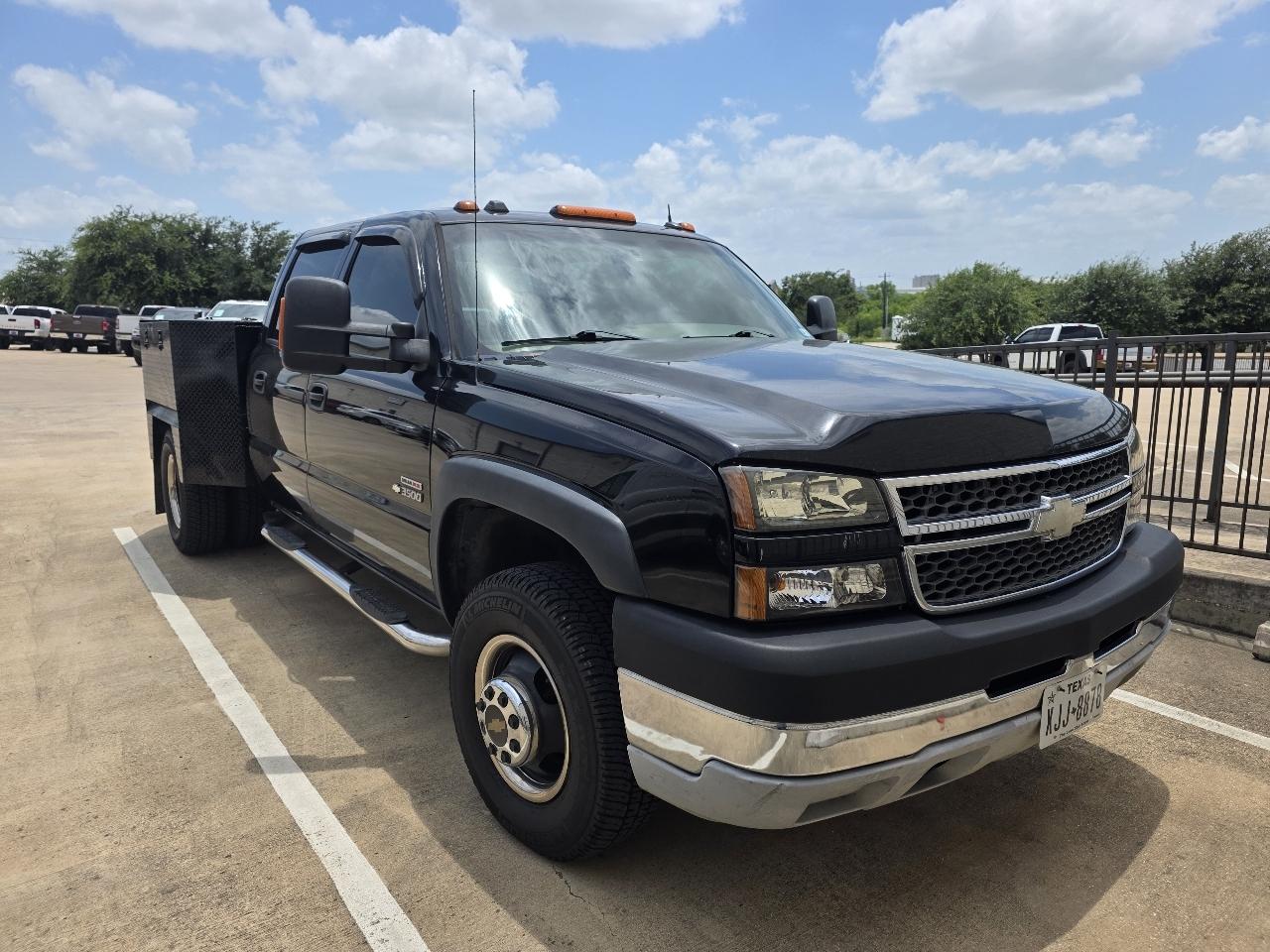 Chevrolet Silverado 3500 Crew Cab 167" WB 4WD DRW LT 2005