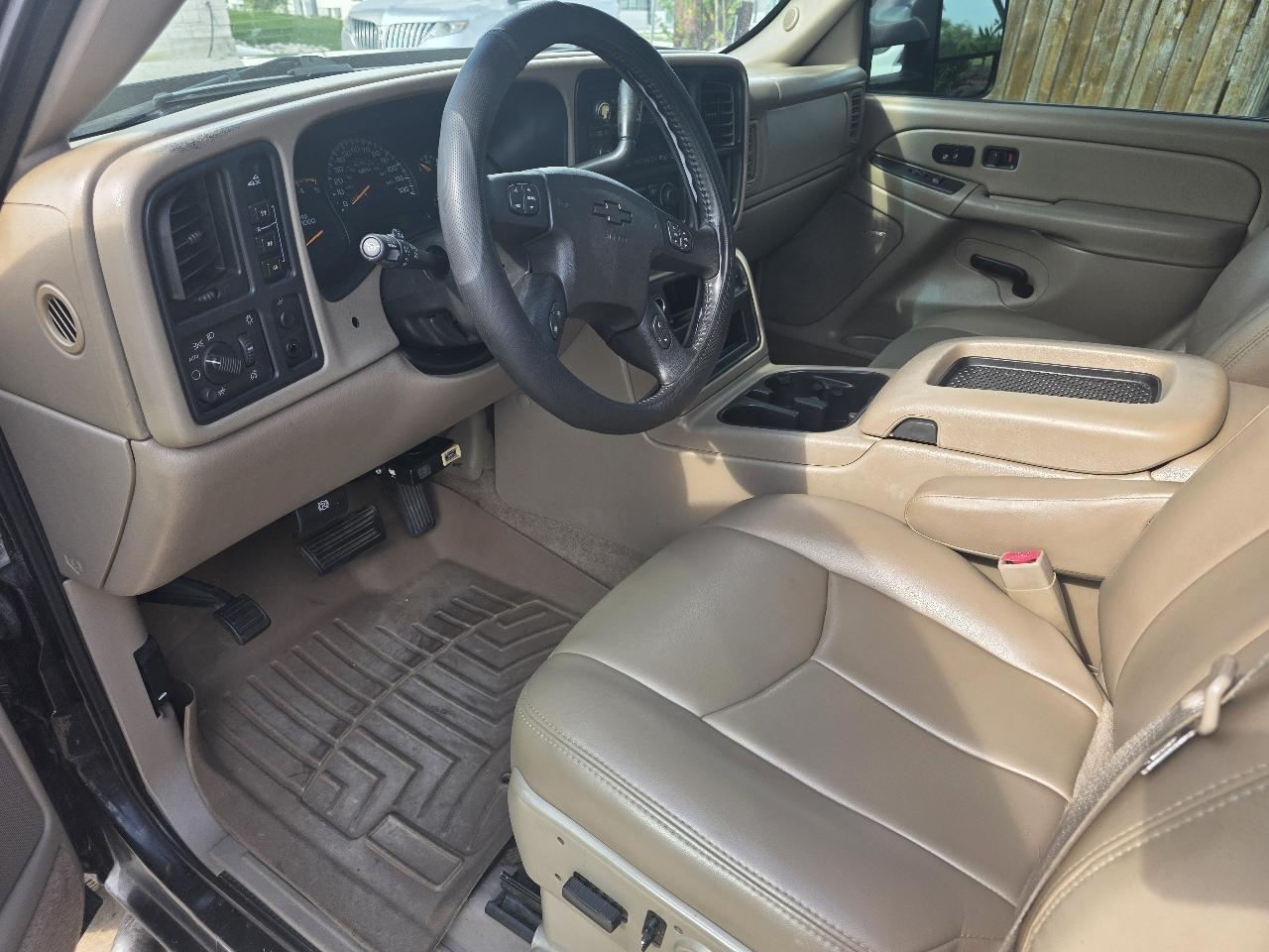 Chevrolet Silverado 3500 Crew Cab 167" WB 4WD DRW LT 2005