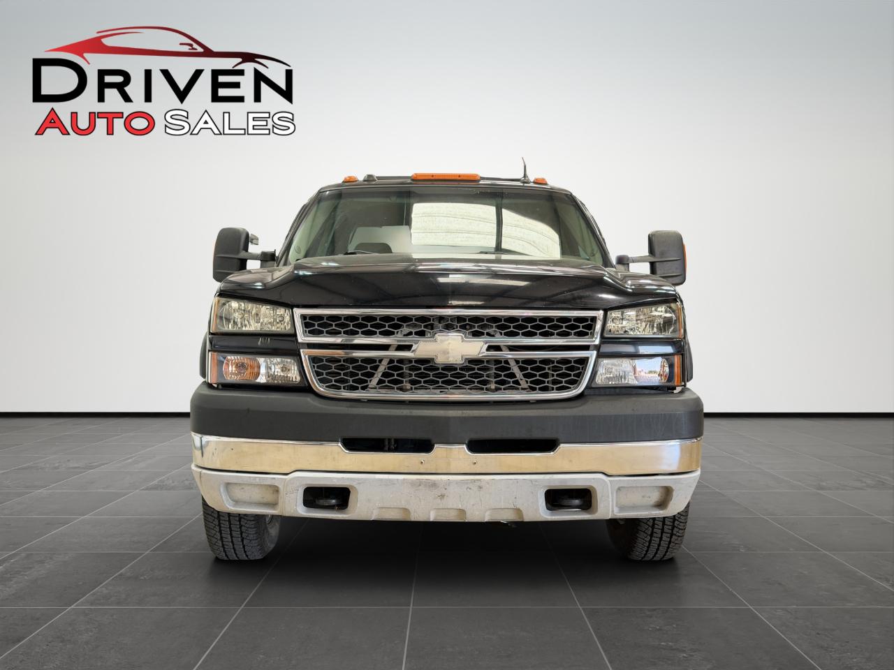 Chevrolet Silverado 3500 Crew Cab 167" WB 4WD DRW LT 2005