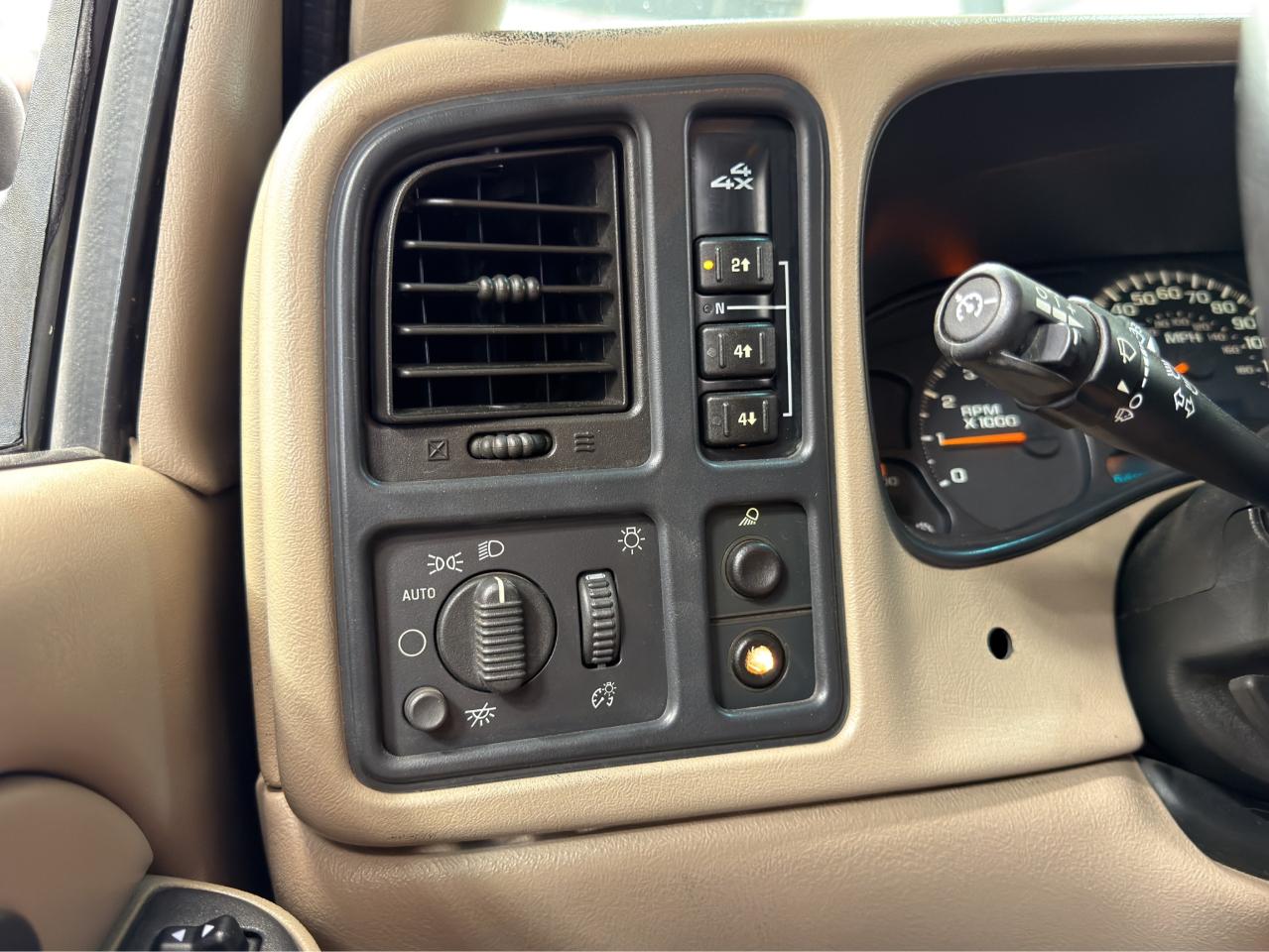 Chevrolet Silverado 3500 Crew Cab 167" WB 4WD DRW LT 2005