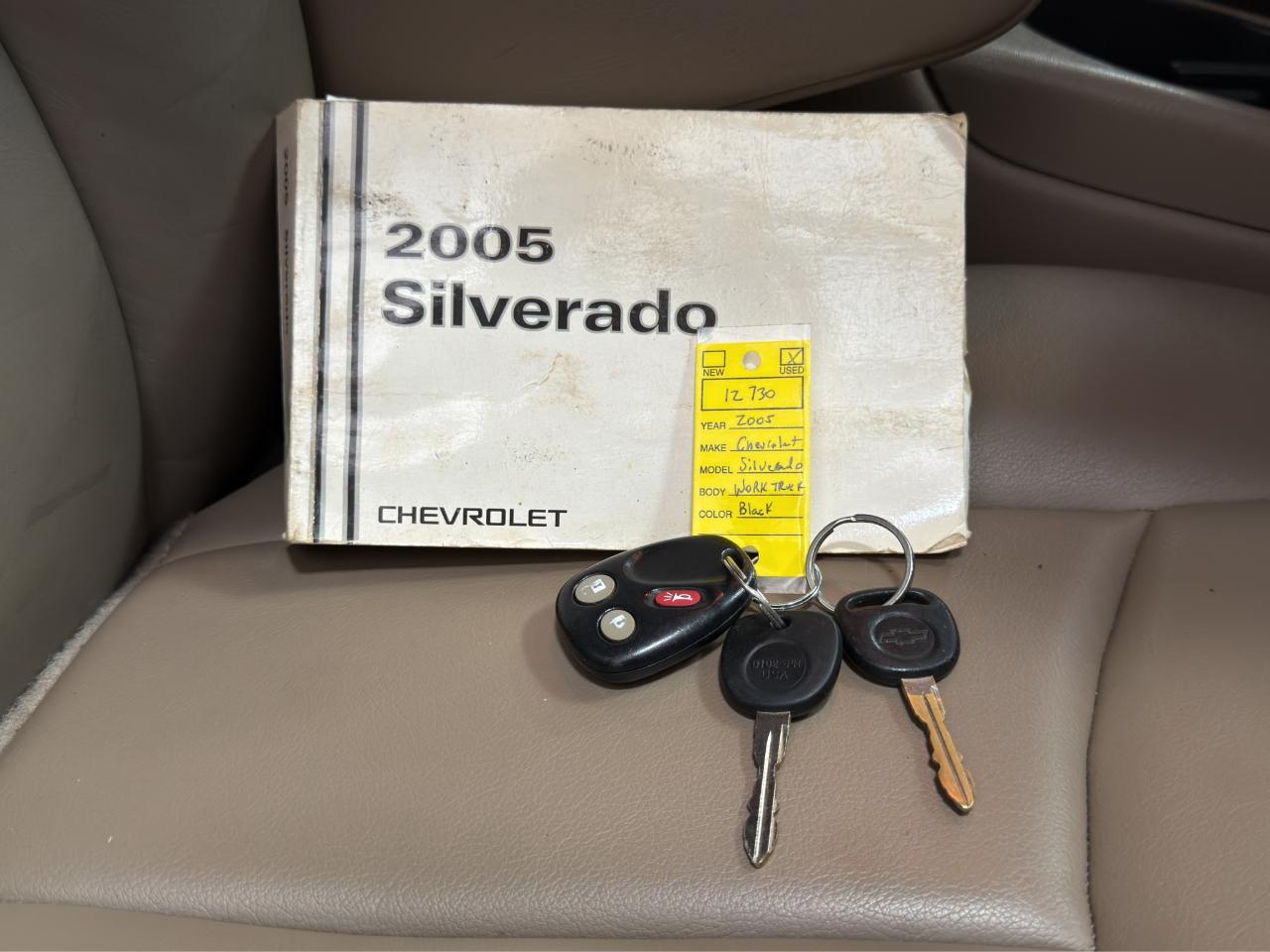 Chevrolet Silverado 3500 Crew Cab 167" WB 4WD DRW LT 2005