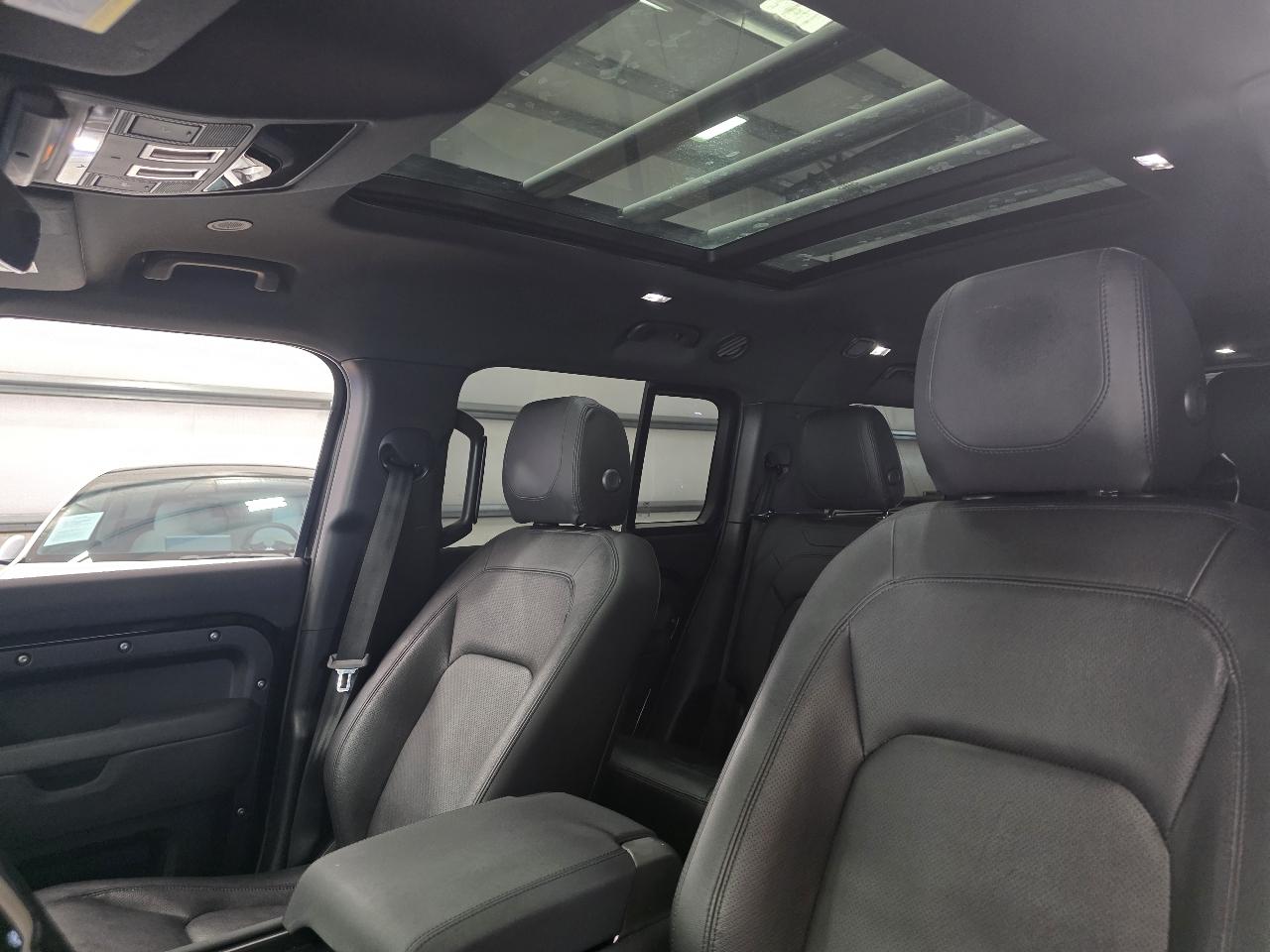 Land Rover Defender 130 SE AWD 2023