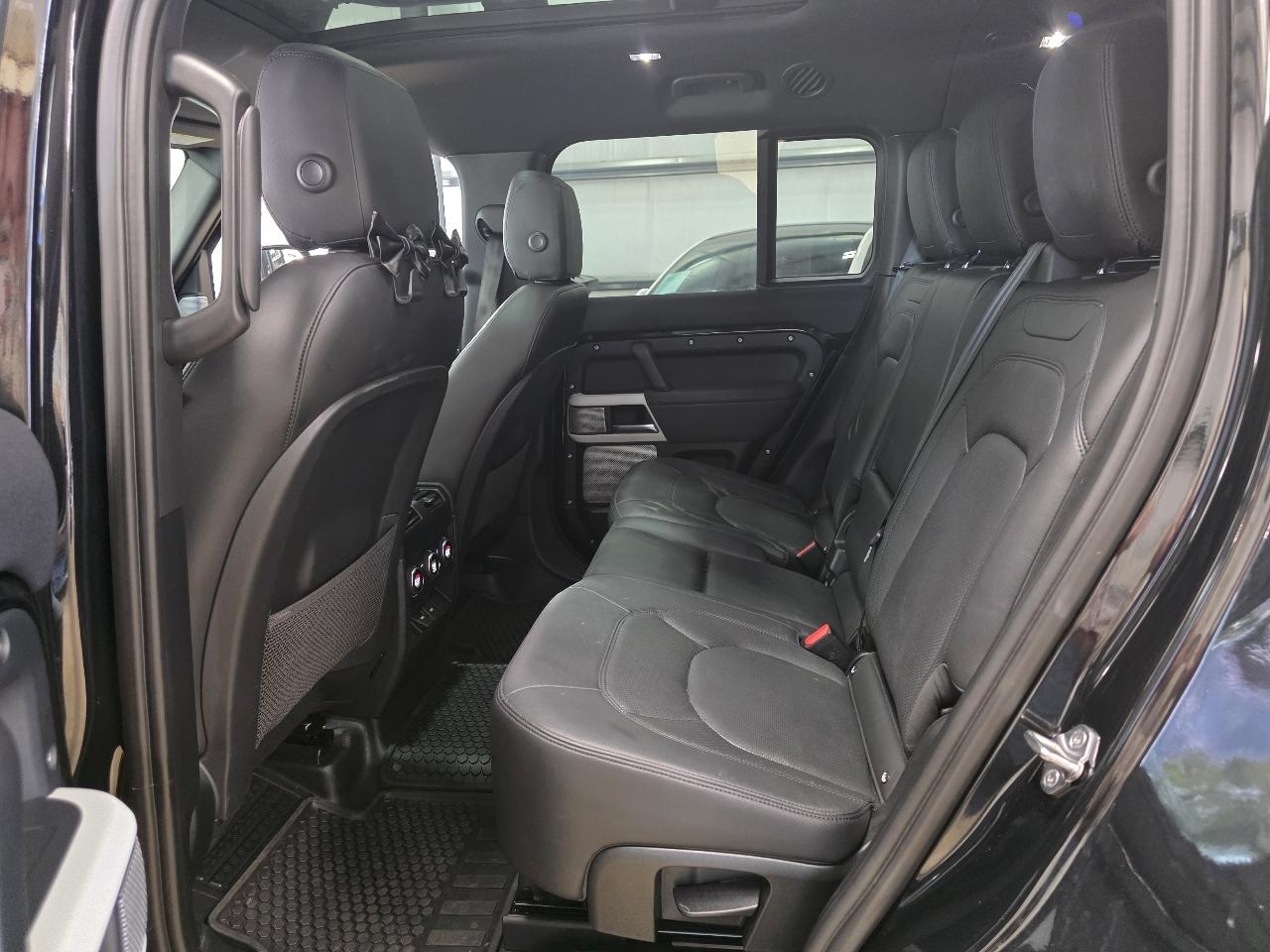 Land Rover Defender 130 SE AWD 2023