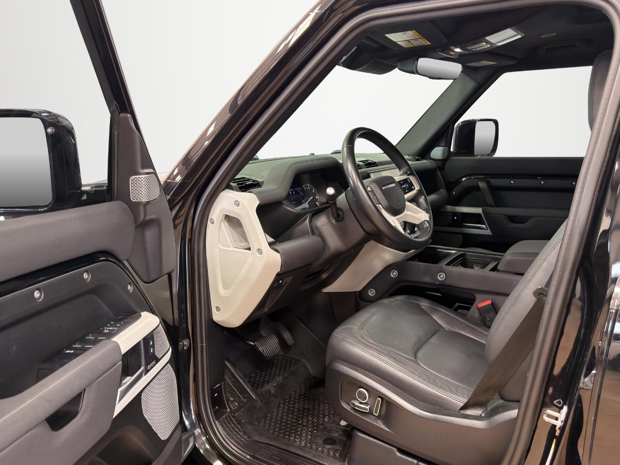 Land Rover Defender 130 SE AWD 2023