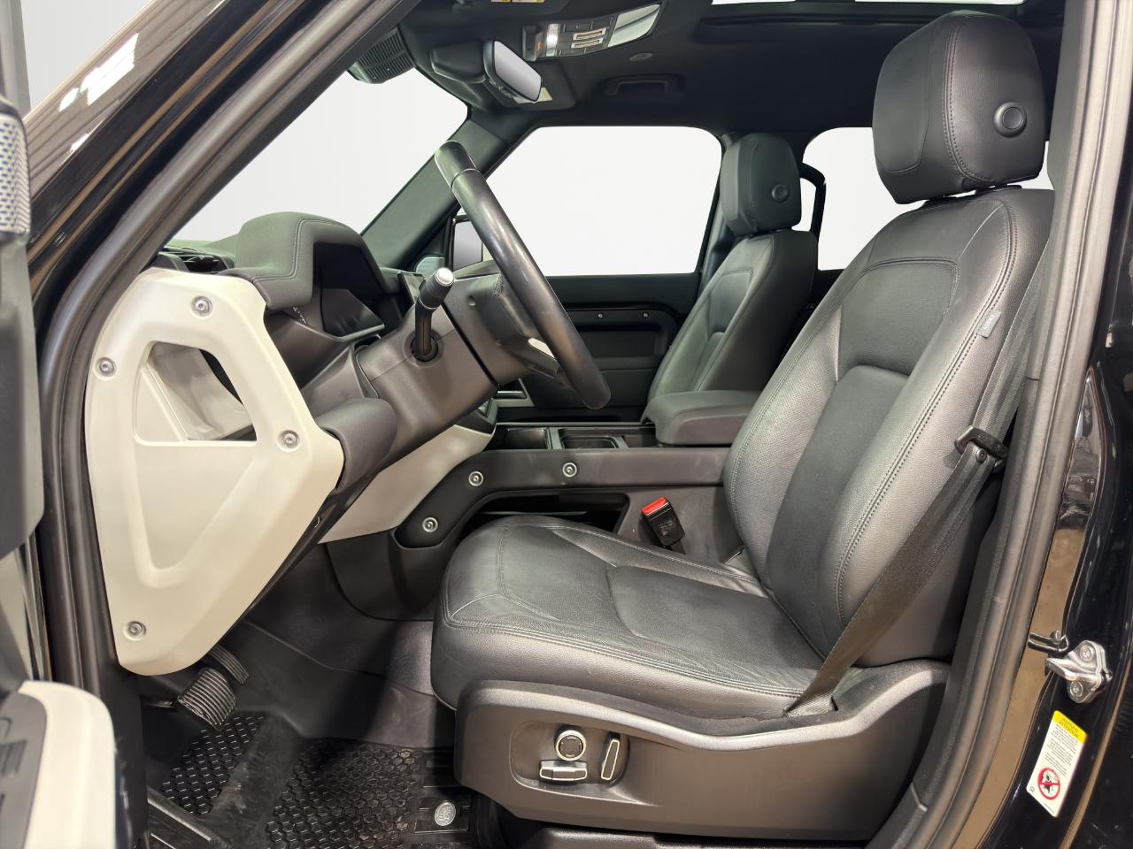 Land Rover Defender 130 SE AWD 2023