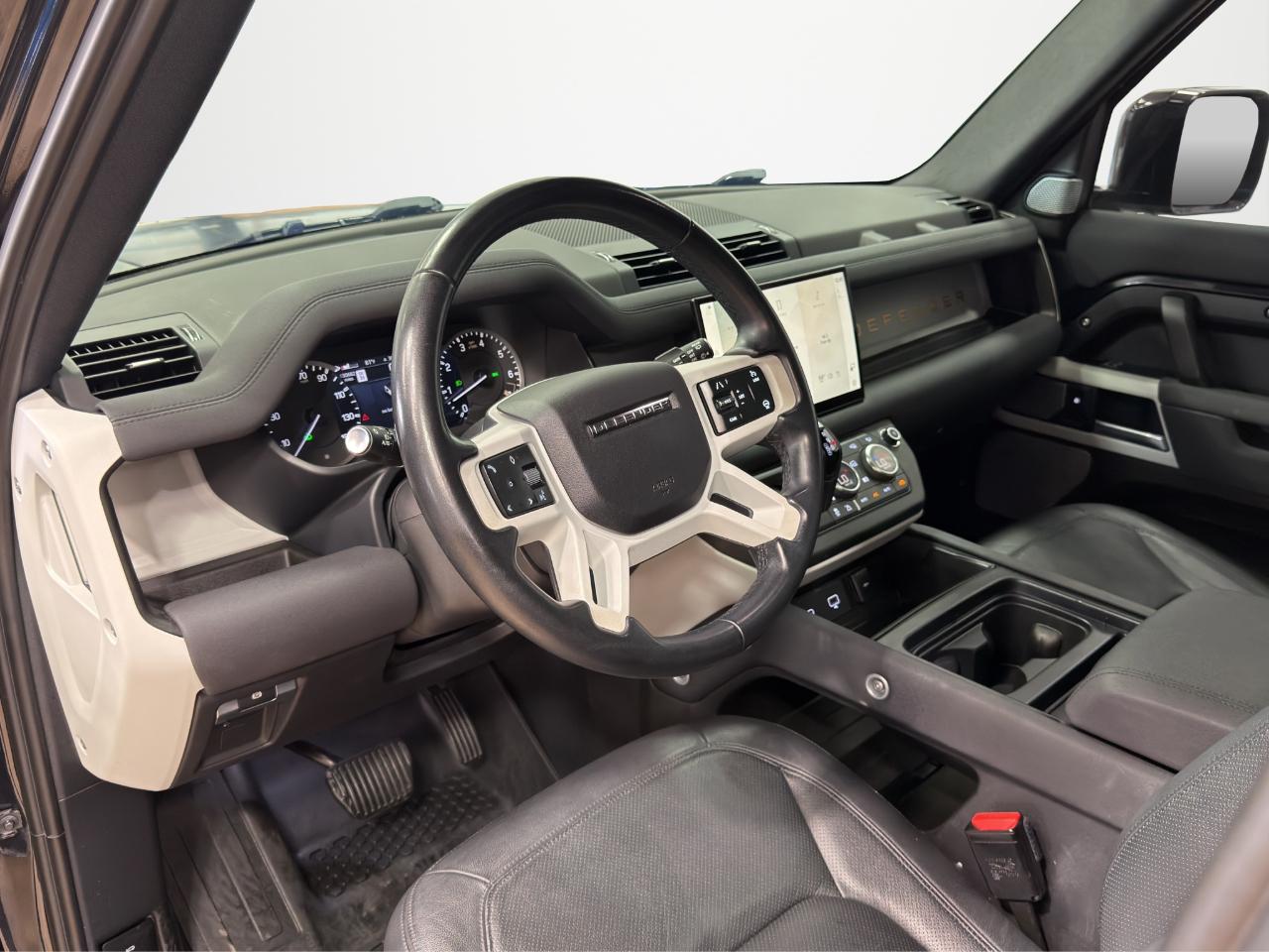 Land Rover Defender 130 SE AWD 2023