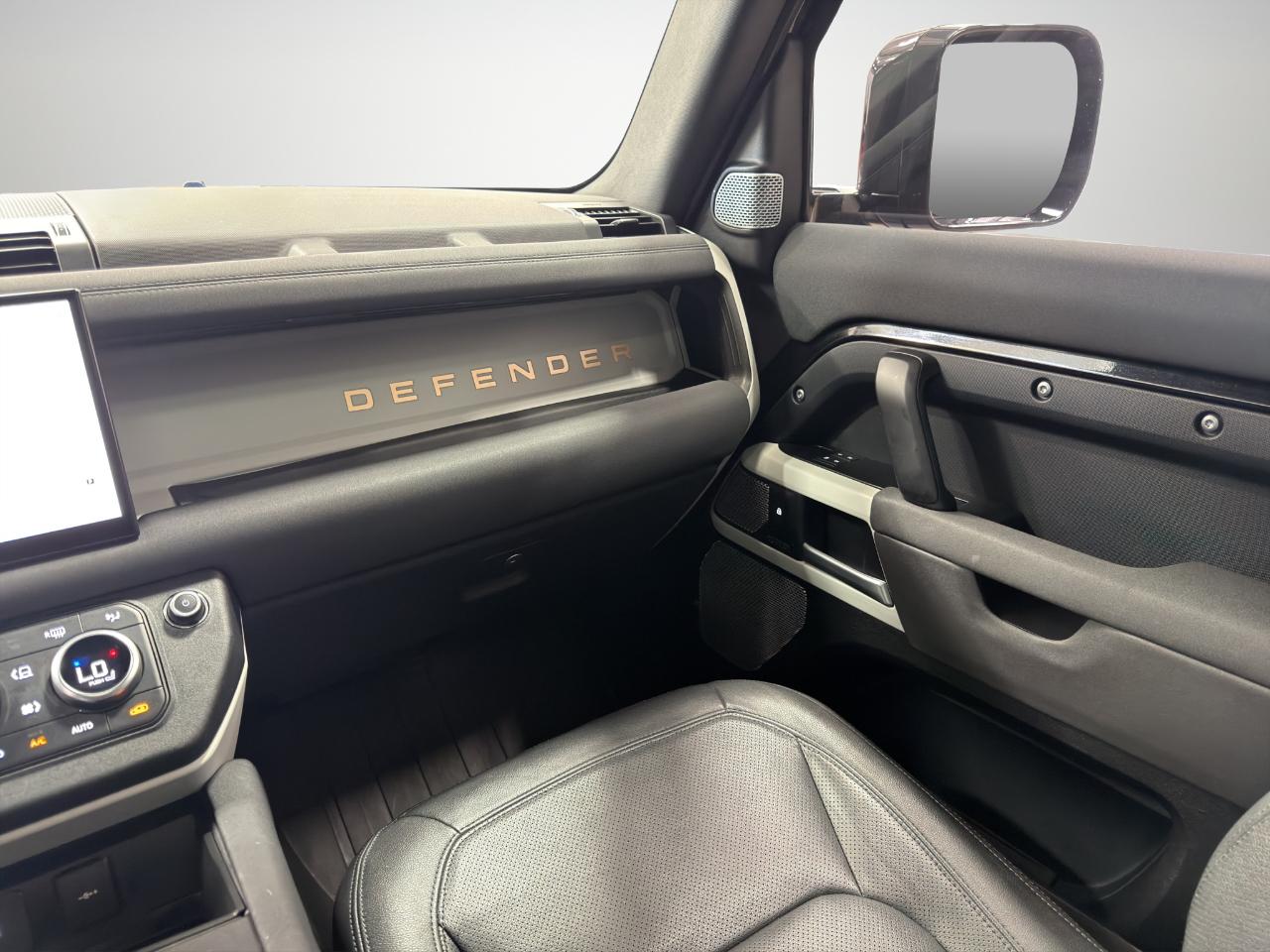 Land Rover Defender 130 SE AWD 2023