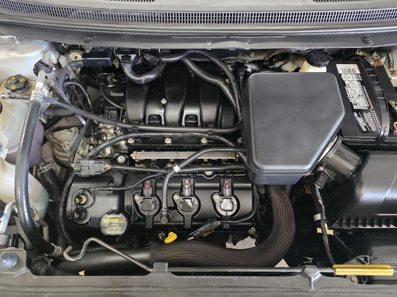Lincoln MKX FWD 4dr 2011
