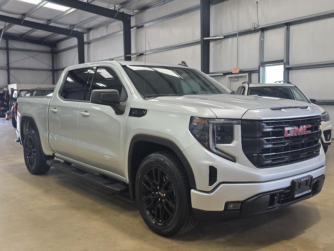 GMC Sierra 1500 2WD Crew Cab 147" Elevation 2022